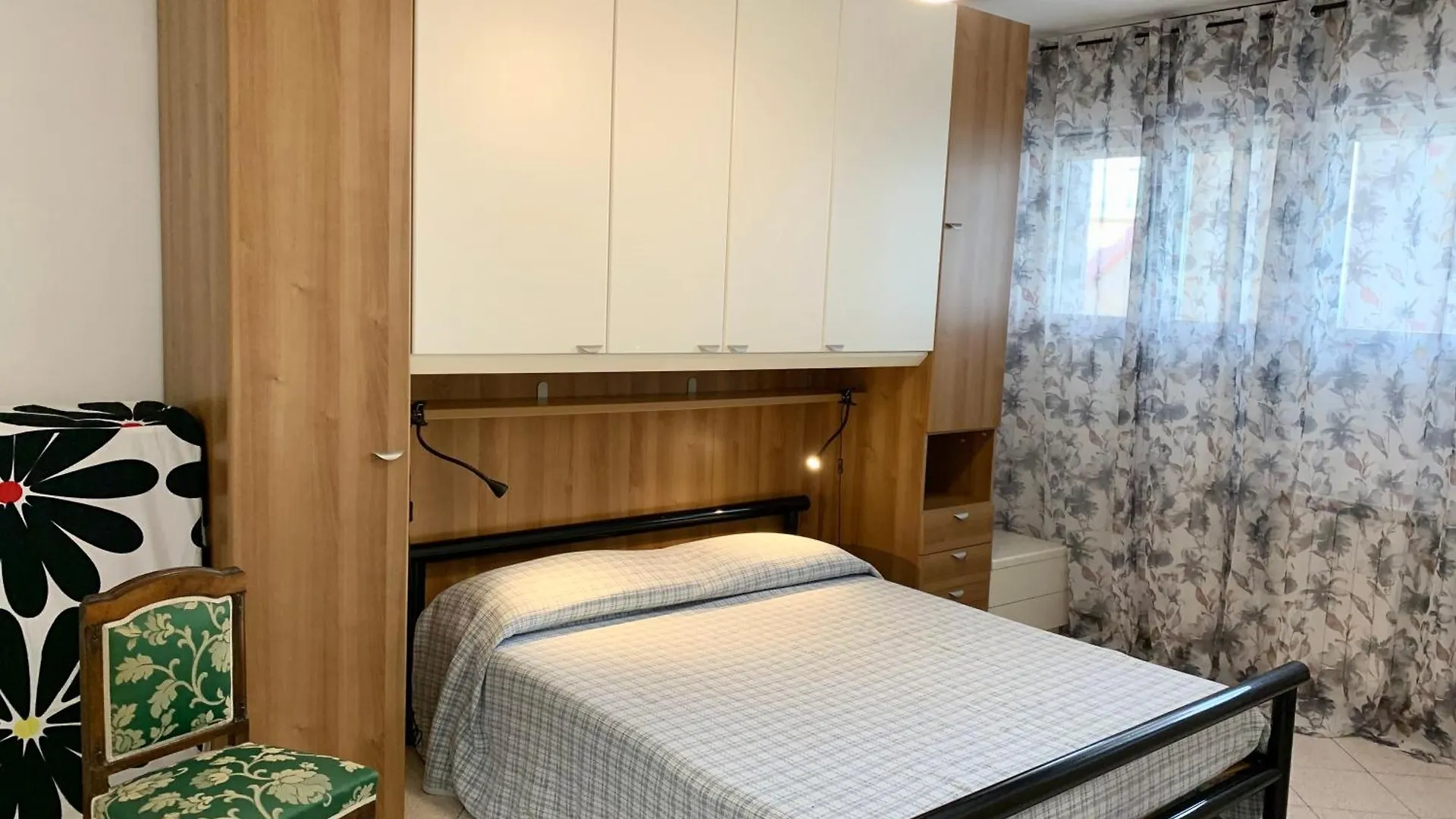 Isa-Apartments In Marina Di Massa With Private Equipped Outdoor Area And Maximum 5 Minutes From The Beach 0*,