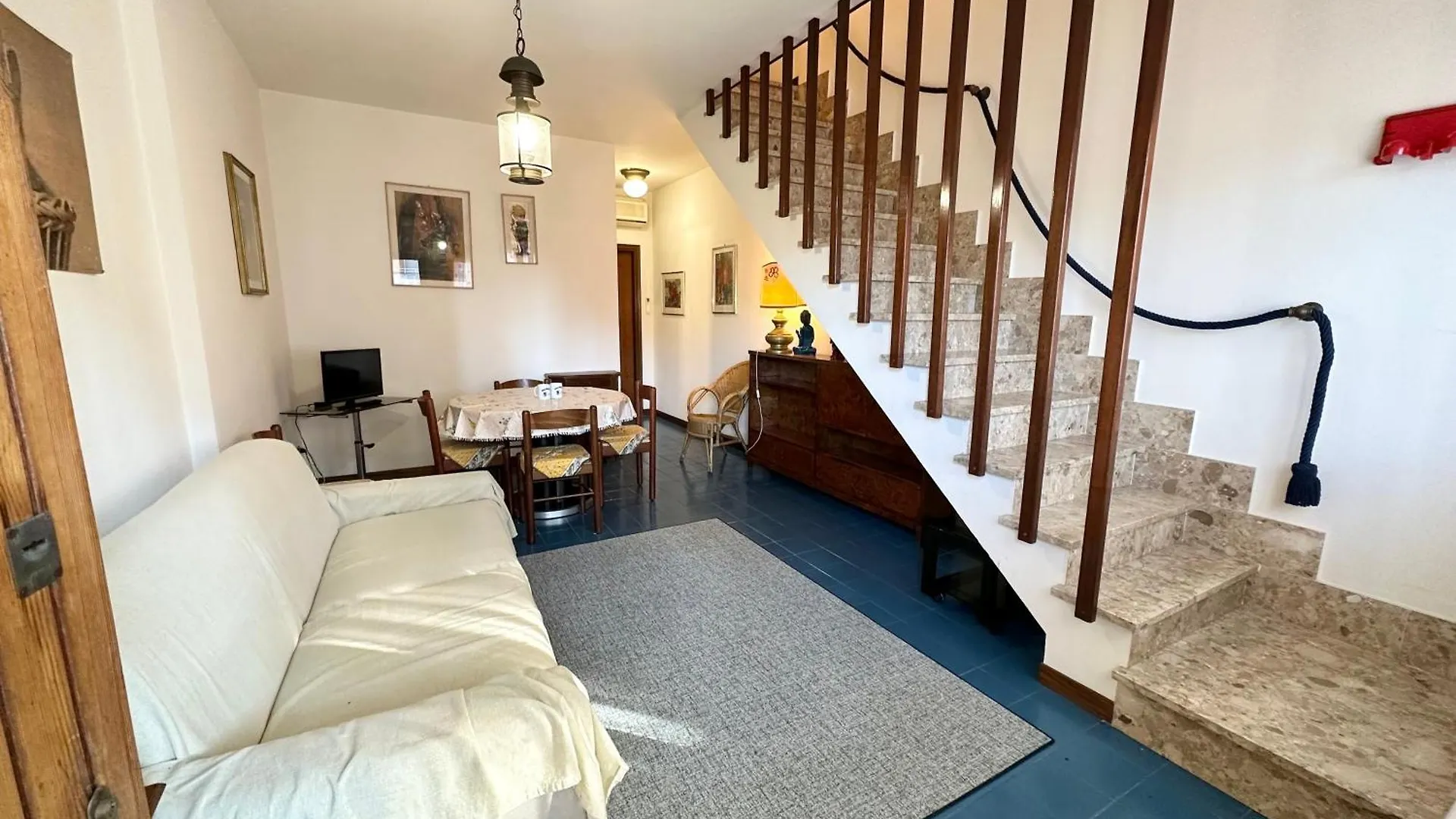 Isa-Apartments In Marina Di Massa With Private Equipped Outdoor Area And Maximum 5 Minutes From The Beach Apartment