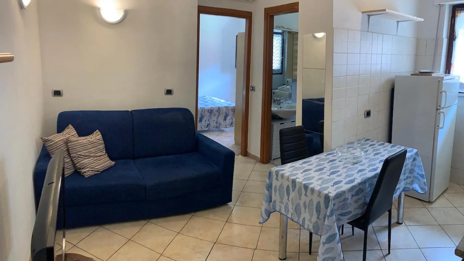 Isa-Apartments In Marina Di Massa With Private Equipped Outdoor Area And Maximum 5 Minutes From The Beach Italy